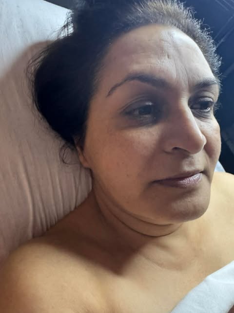 Relaxing Facial Session